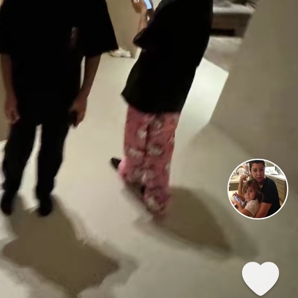 hello kitty pajama pants - Picture 3 of 4